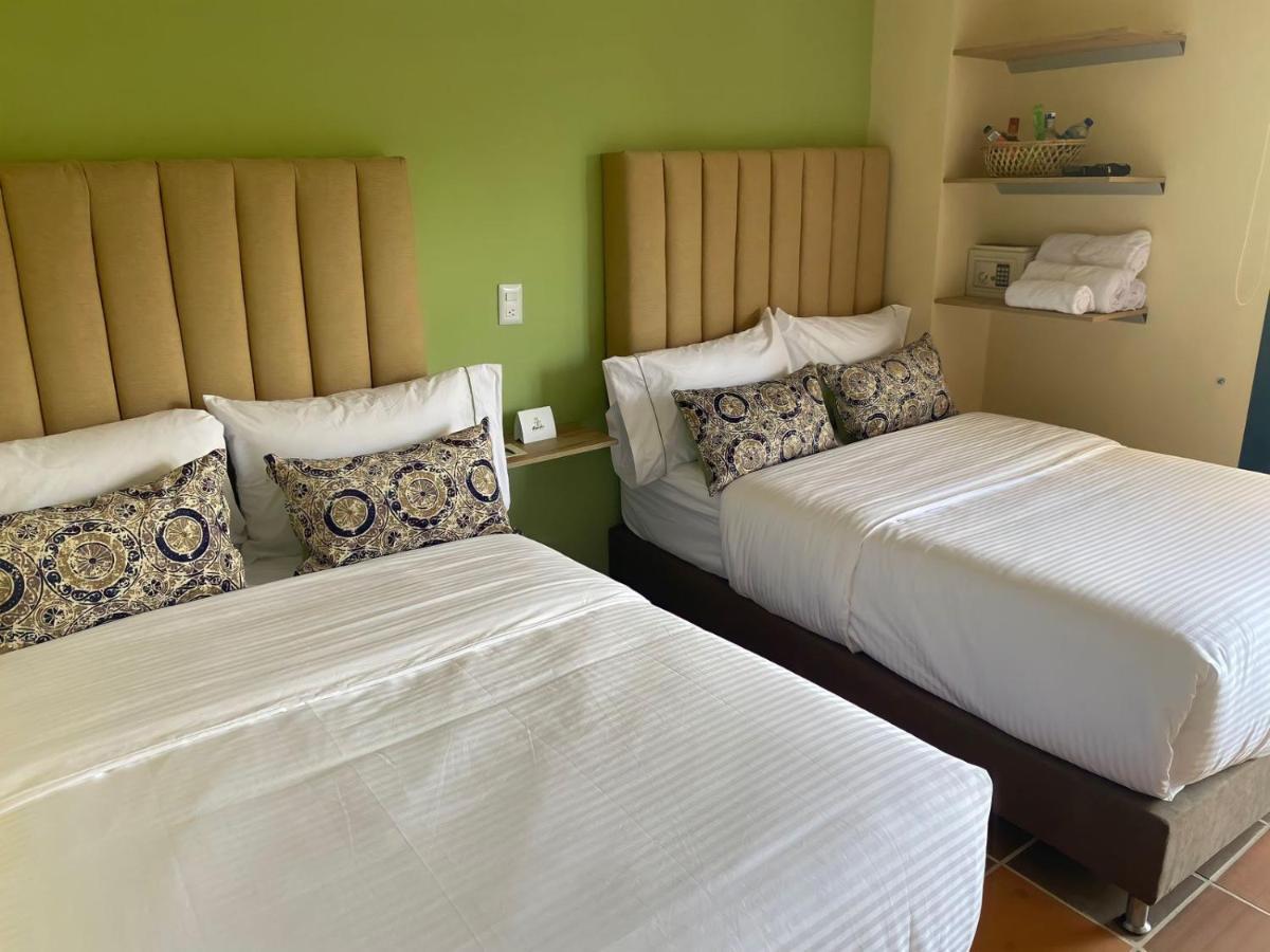 Hotel Bambu Гуатапе Экстерьер фото