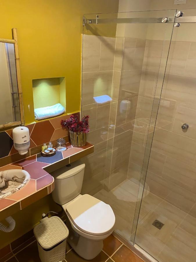 Hotel Bambu Гуатапе Экстерьер фото